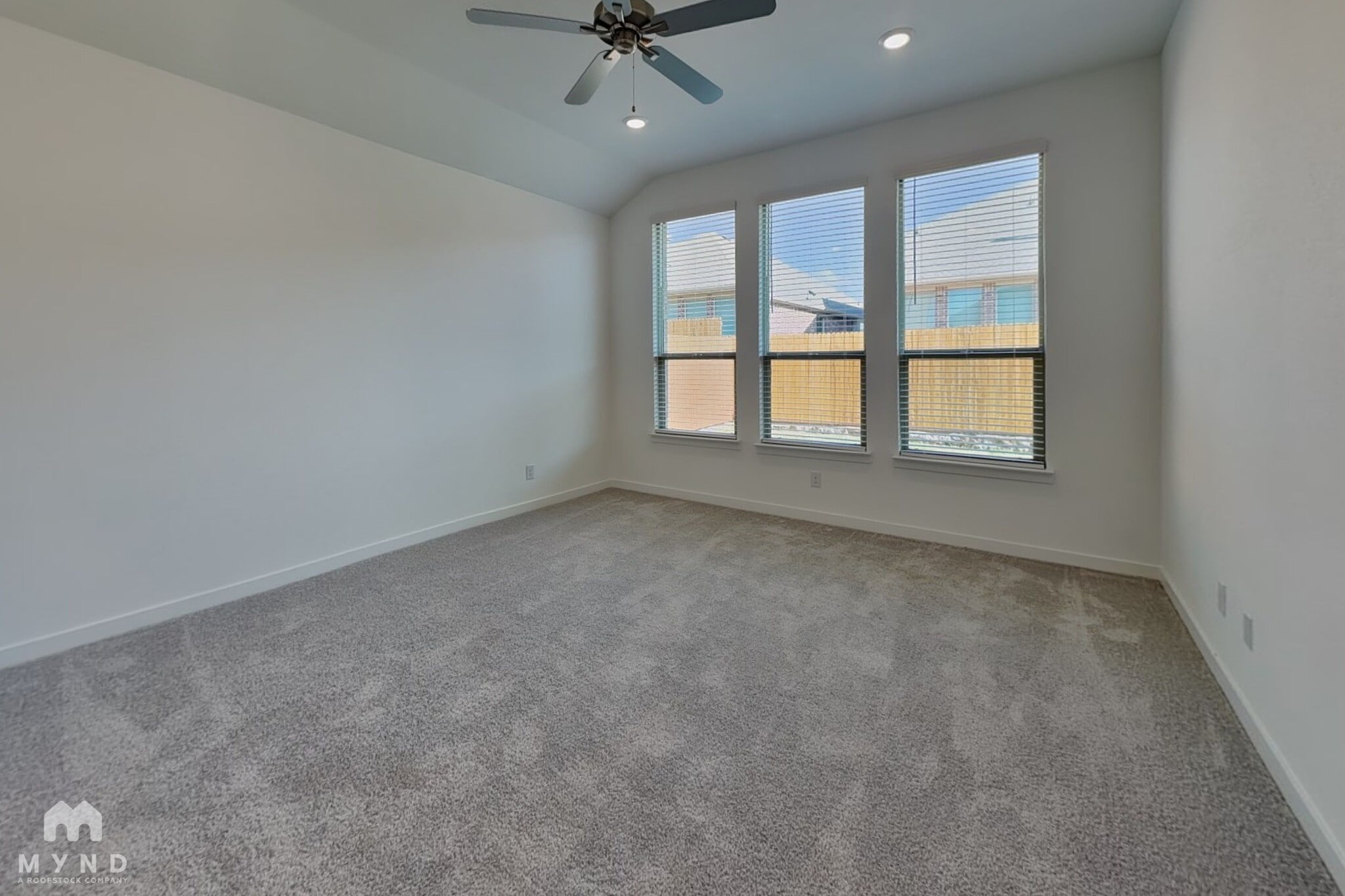 Building Photo - 804 Demelza Dr