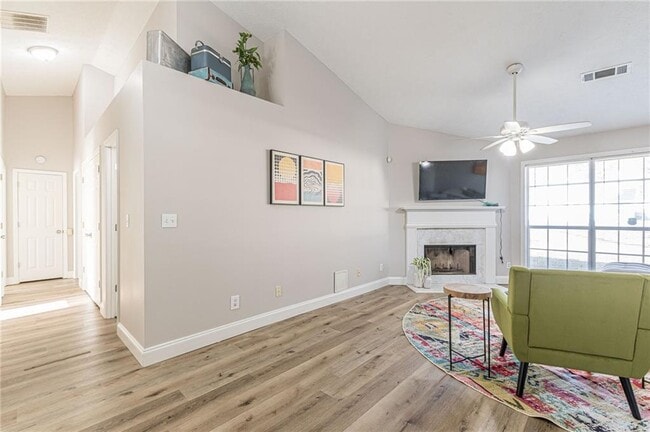 Building Photo - 3195 Jorden Crest Ct NW