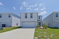 Building Photo - 8645 SW 44th Ct