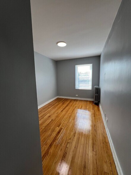 Building Photo - 348 74TH ST