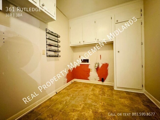 Building Photo - Spacious 3-Bedroom Townhouse with Pond Vie...