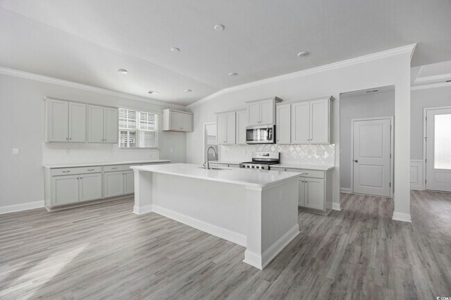 Building Photo - 7151 Shooting Star Way