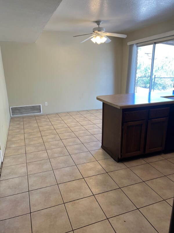 Building Photo - 5180 N Kolb Rd