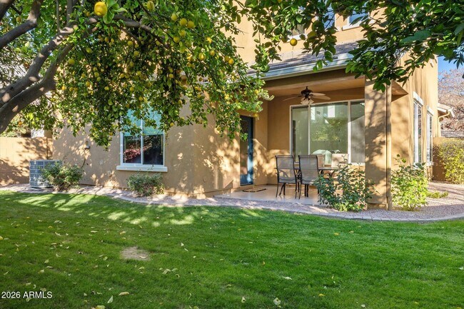 Building Photo - 3437 E Mesquite St