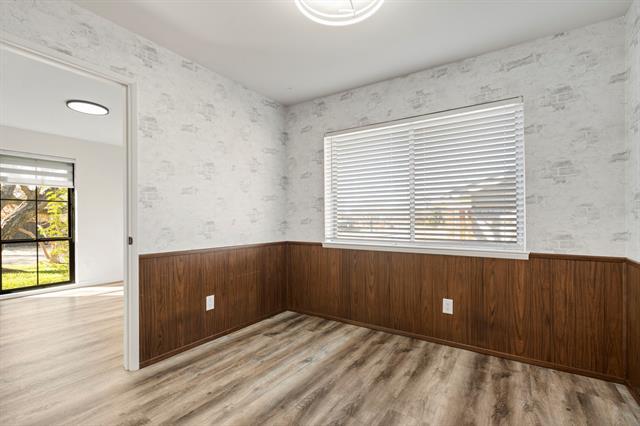 Building Photo - 12611 High Meadow Dr