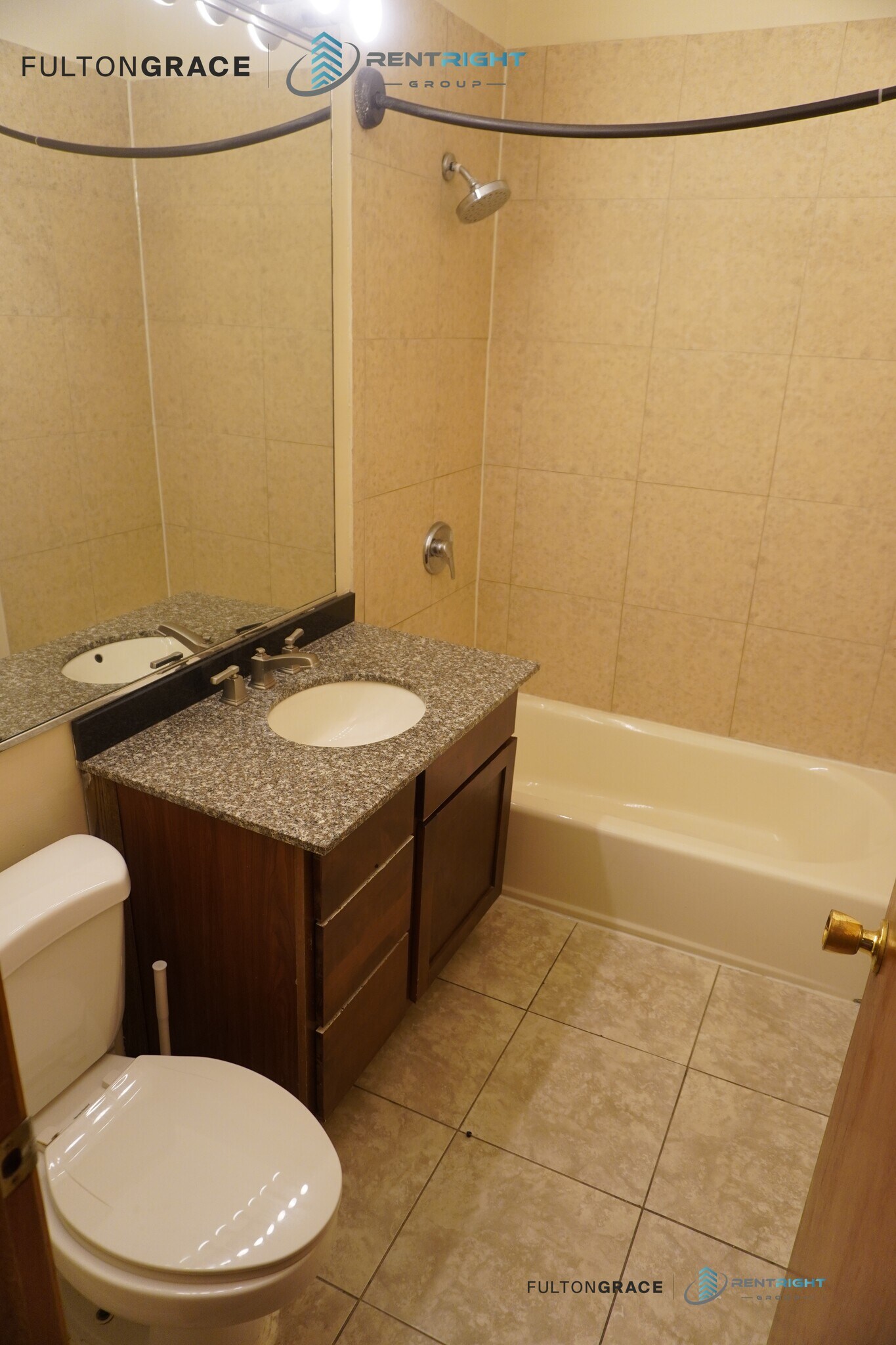 Building Photo - 6357 N Lakewood Ave