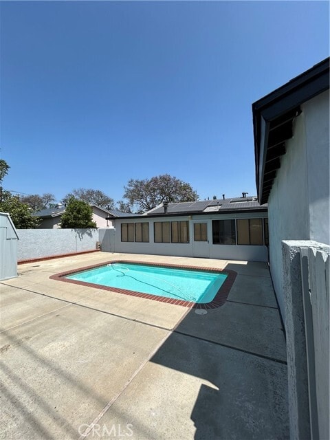 Building Photo - 1260 E Turin Ave