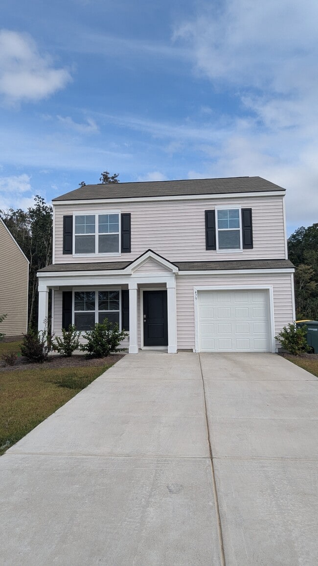 Primary Photo - 479 Coconut Dr