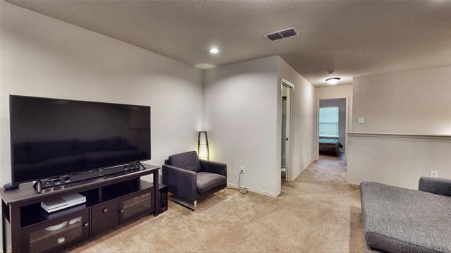 Building Photo - 8657 Star Thistle Dr