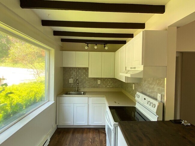 Building Photo - The Forge