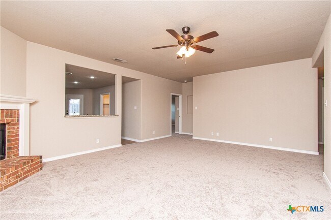 Building Photo - 2705 Uvero Alto Dr