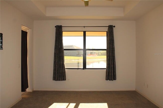 Building Photo - 629 Rosemary Cir