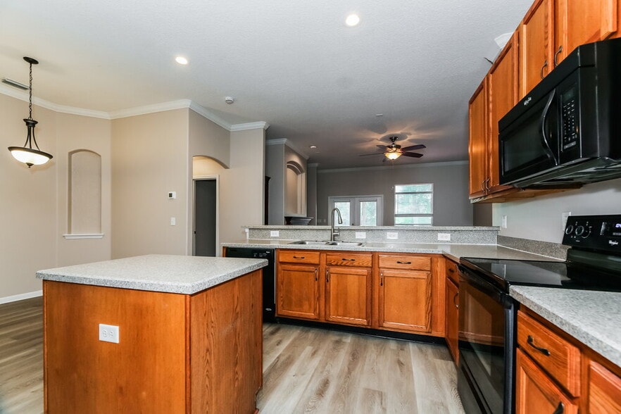 Building Photo - 2964 Captiva Bluff Rd N