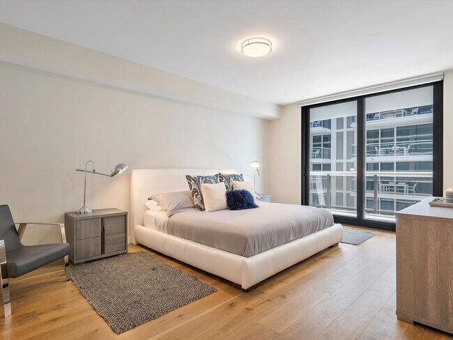 Building Photo - 9455 Collins Ave