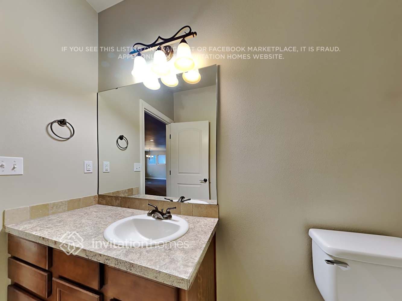 Building Photo - 706 182nd St E