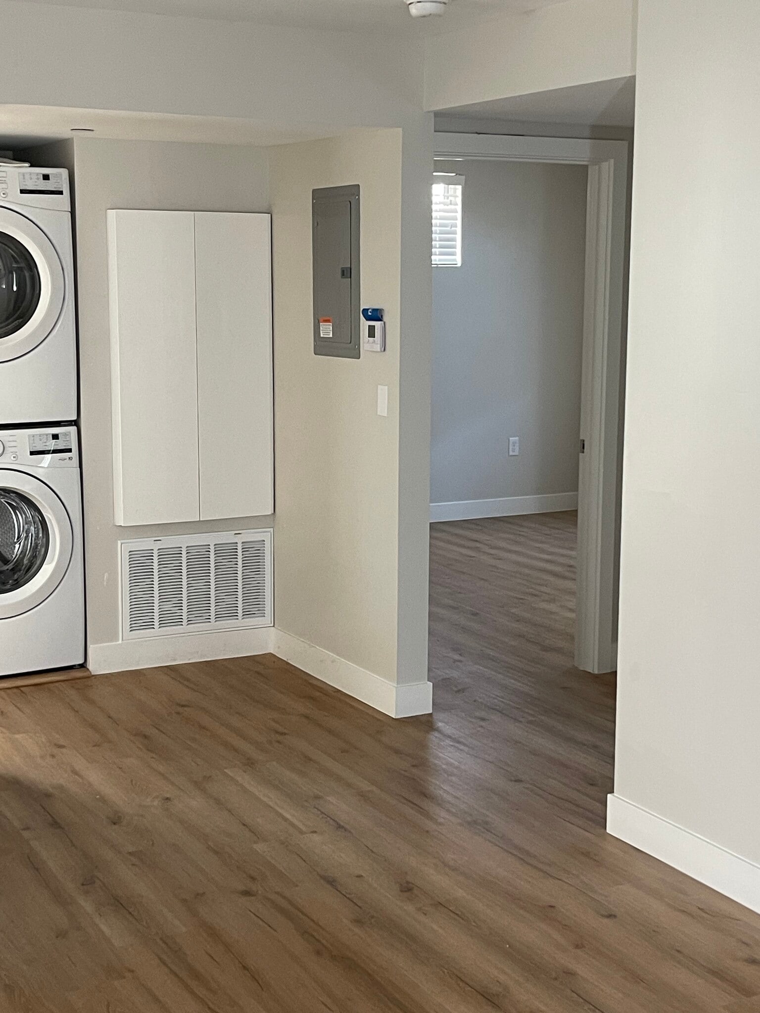 Building Photo - 1417 254th St