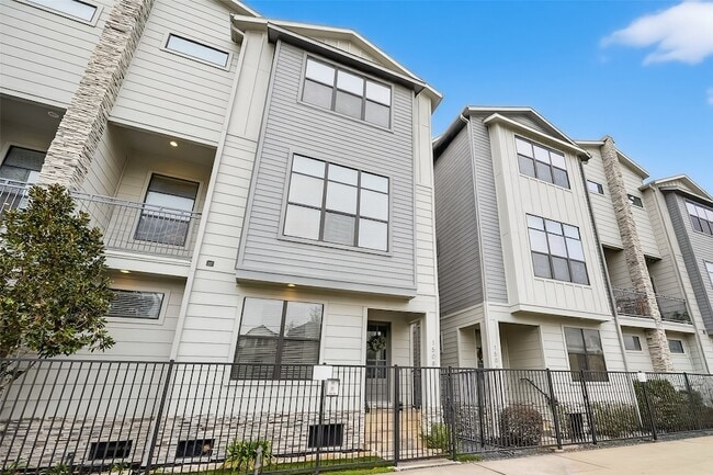 Building Photo - 1508 Beall St