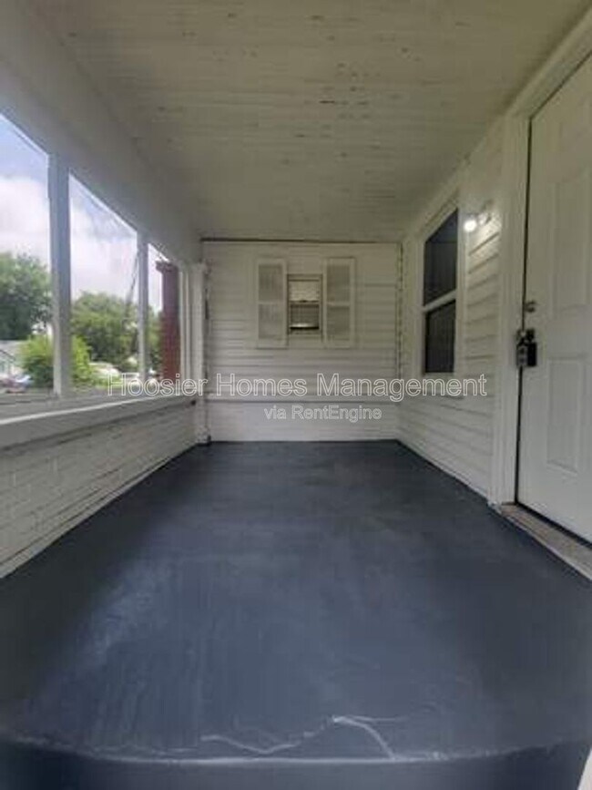 Building Photo - 1451 W 34th St