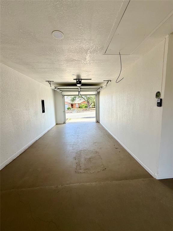 Building Photo - 1504 Parkview Ln