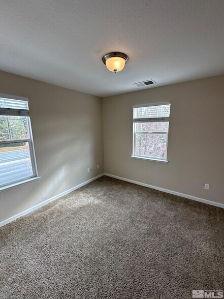 Building Photo - 3994 Dominus Dr