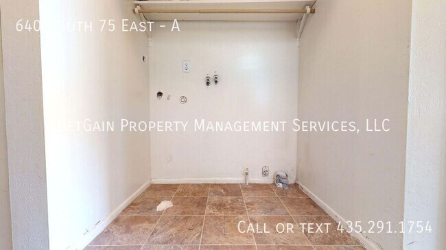 Building Photo - 640 S 75 E