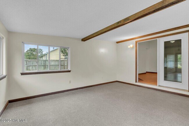 Building Photo - 295 Riggs Rd
