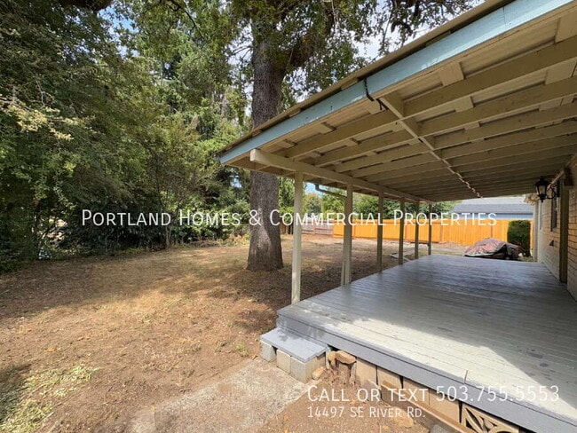 Building Photo - 14497 SE River Rd