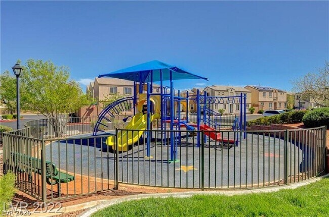 Building Photo - 6045 Aripeka St