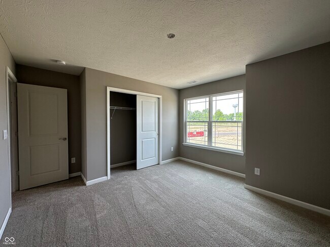 Building Photo - 2838 Maricopa Blvd