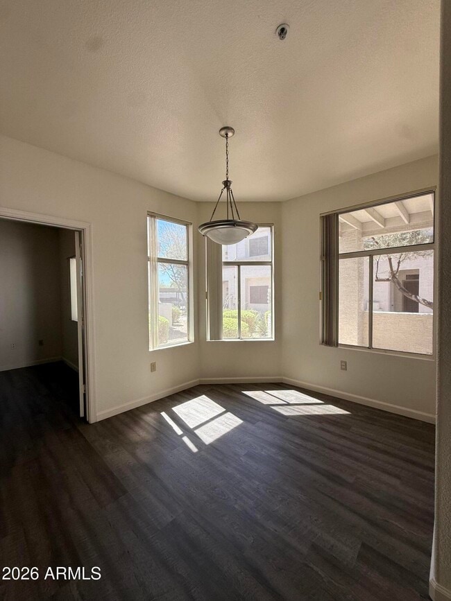 Building Photo - 11375 E Sahuaro Dr