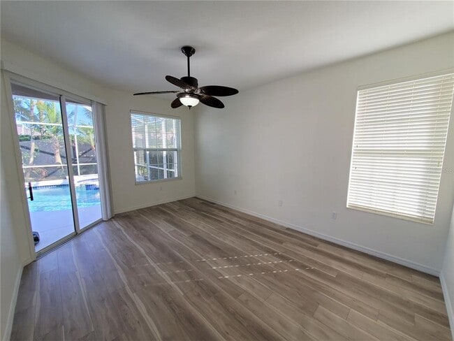 Building Photo - 5262 Far Oak Cir