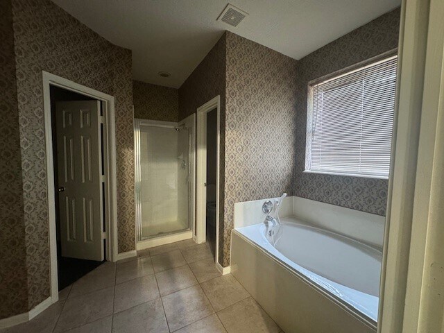 Building Photo - 5022 E Newpark Dr