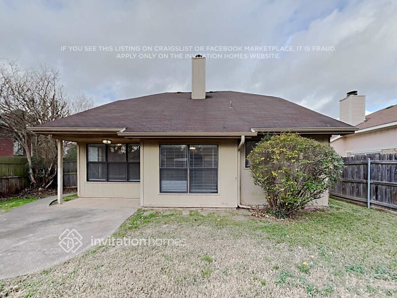 Building Photo - 5711 Polo Club Dr