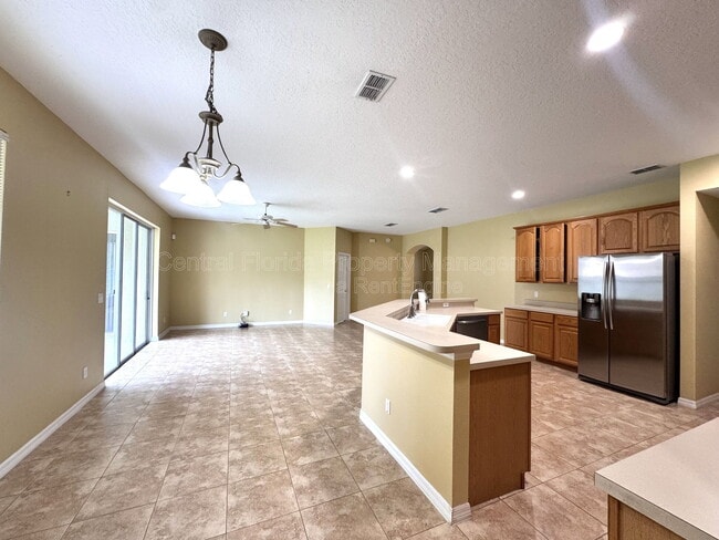 Building Photo - 10118 Shortwood Ln