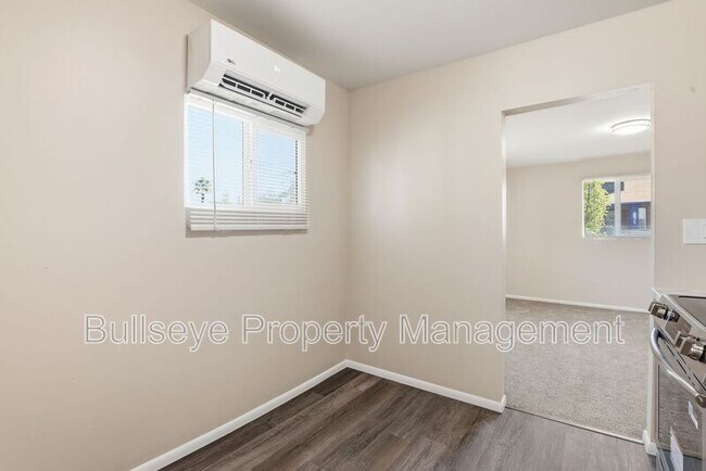 Building Photo - 830 N 10th St