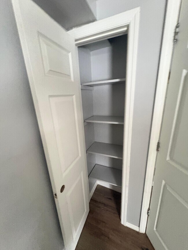 Building Photo - 10 Paradise Trail