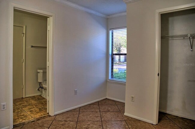 Building Photo - 1148 Park Green Pl