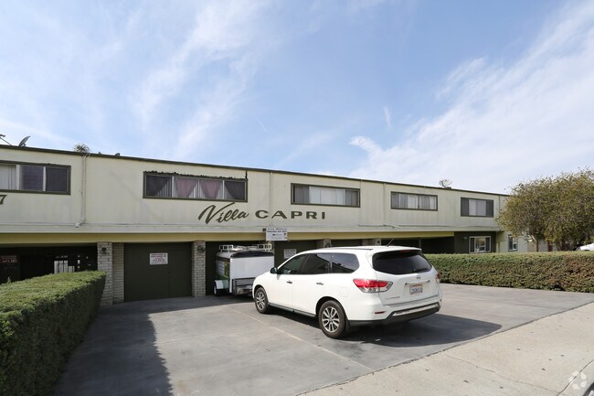 Building Photo - Villa Capri