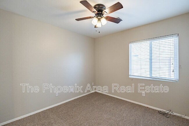 Building Photo - 28214 N Quartz Way