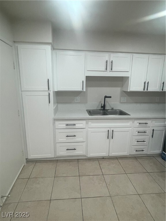 Building Photo - 1961 Sycamore Ave