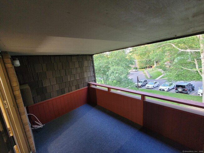 Building Photo - 60 Rambling Brook Ln