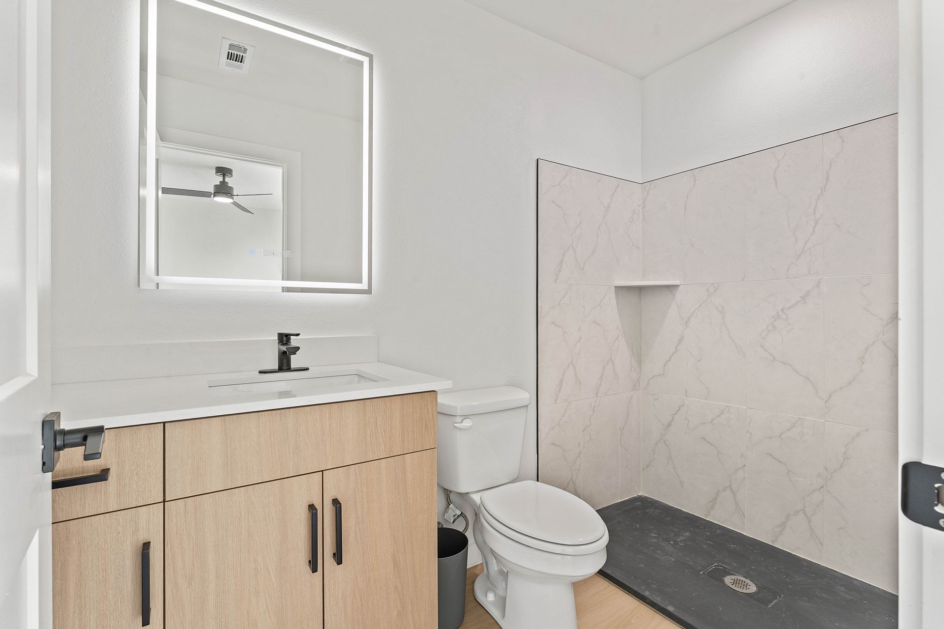 Building Photo - 1982 S Razorback Rd