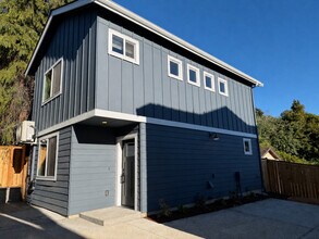 Building Photo - 4142 3rd Ave NW