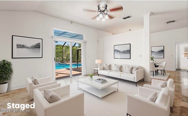 Building Photo - 2471 Coachman Lakes Dr