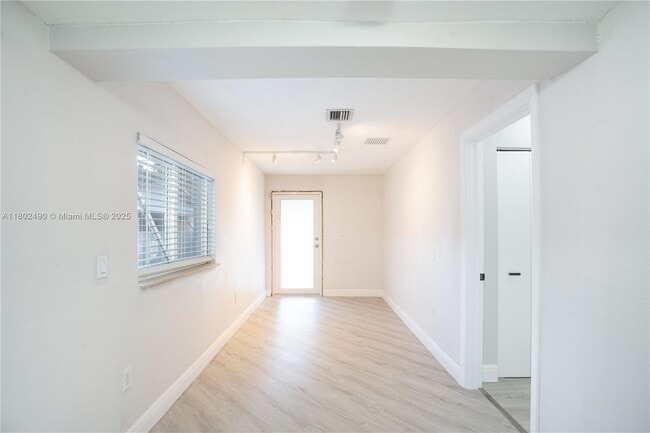 Building Photo - 6695 SW 28th St
