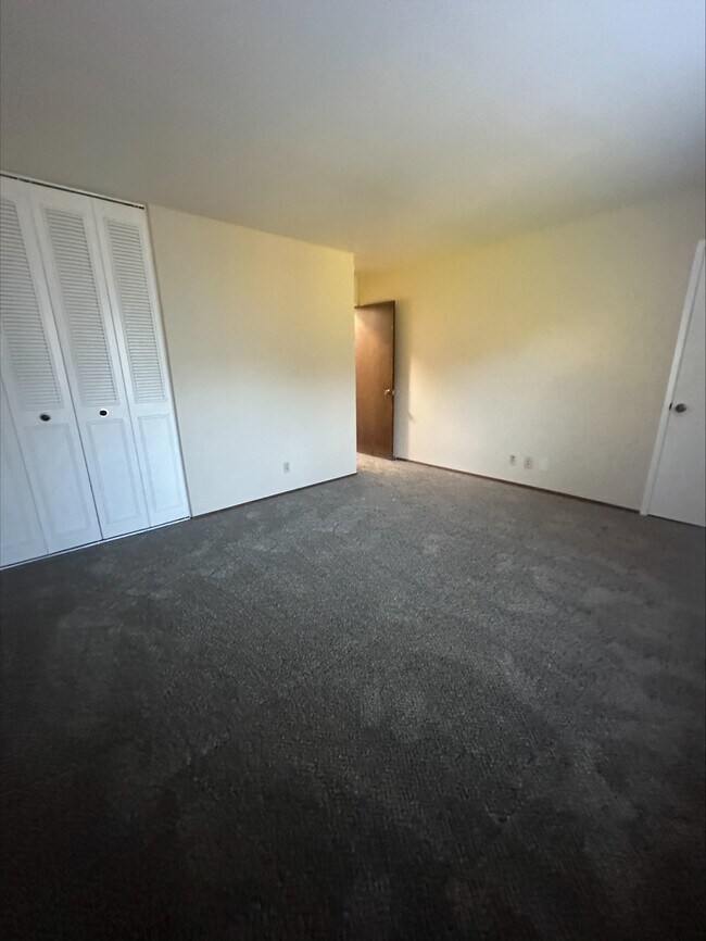 Building Photo - 3540 Northwood Dr.