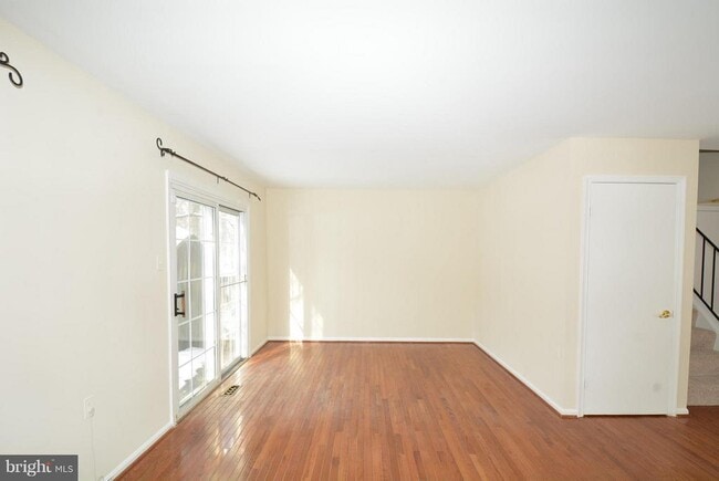 Building Photo - 10249 Quiet Pond Terrace