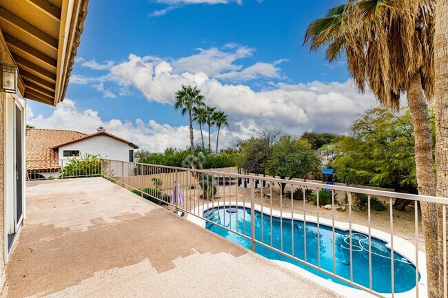 Building Photo - 11238 N 128th Pl