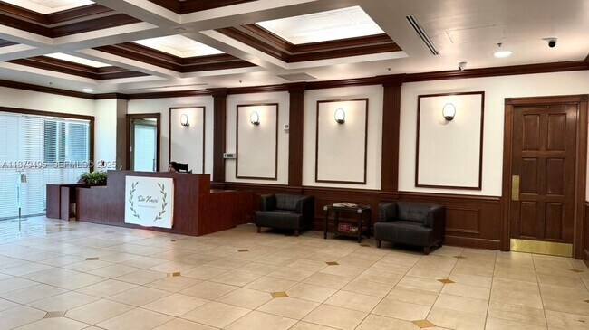 Building Photo - 2665 SW 37th Ave