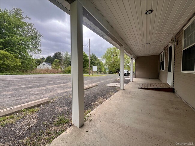 Building Photo - 5994 US-44